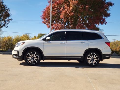 Certified 2022 Honda Pilot Touring image 4