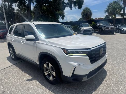 Used 2023 Honda Pilot EX-L image 2