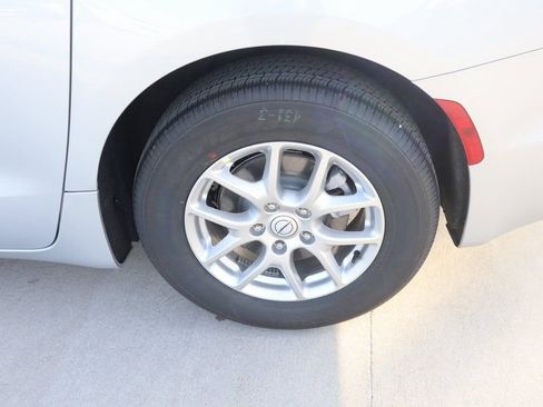 New 2026 Chrysler Pacifica Select image 20