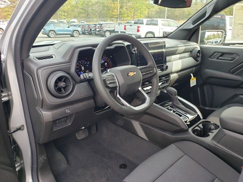 New 2026 Chevrolet Colorado W/T image 25