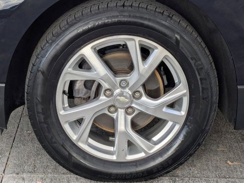 Used 2020 Chevrolet Equinox LT image 23