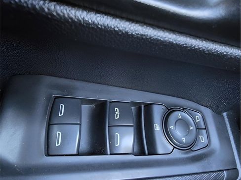 Used 2021 Chevrolet Silverado 1500 Custom image 64