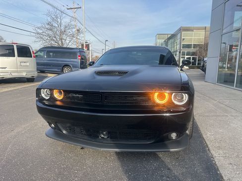 Used 2023 Dodge Challenger R/T Scat Pack w/ T/A Package image 9