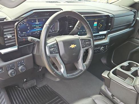 Certified 2025 Chevrolet Silverado 2500 LT w/ Z71 Chrome Sport Edition image 10