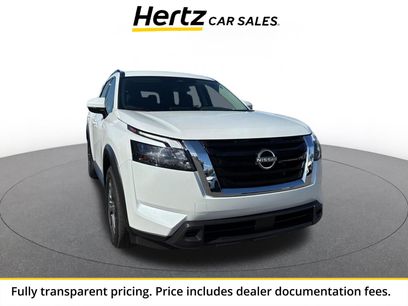 Used 2025 Nissan Pathfinder SV