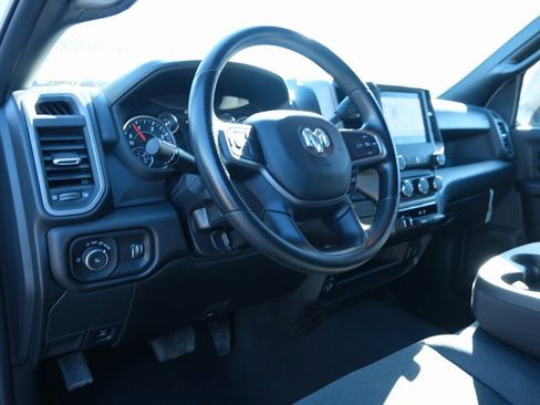 Used 2024 RAM 3500 Tradesman w/ Chrome Appearance Group image 7