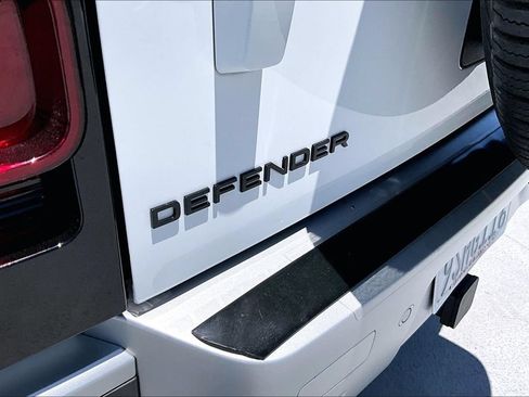 Certified 2025 Land Rover Defender 110 S AWD/4WD image 22