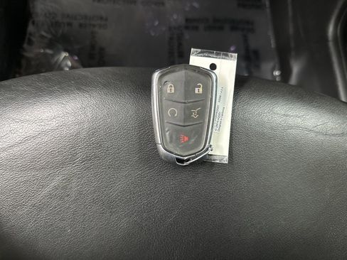 Used 2020 Cadillac XT6 Premium Luxury image 43