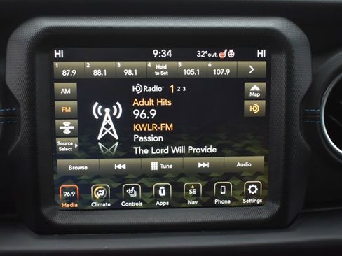 Used 2022 Jeep Wrangler Unlimited Rubicon 4xe w/ Cold Weather Group image 25