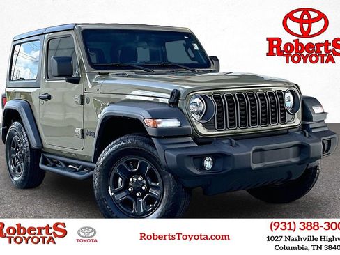 Used 2025 Jeep Wrangler Sport AWD/4WD image 1