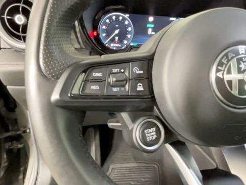 Used 2024 Alfa Romeo Tonale Ti AWD/4WD image 20