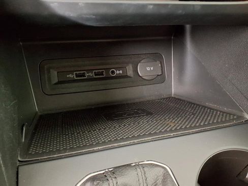 Used 2021 Volkswagen Atlas SE w/ Panoramic Sunroof Package image 25