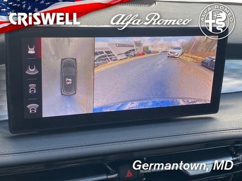 New 2024 Alfa Romeo Tonale Veloce image 27