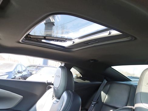 Used 2011 Chevrolet Camaro SS w/ RS Package image 27