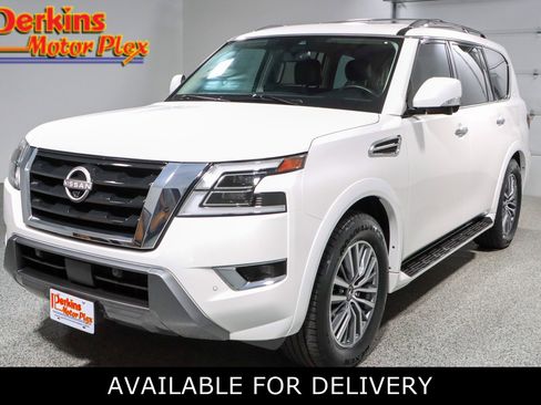 Used 2023 Nissan Armada SL w/ Captain's Chairs Package RWD image 1
