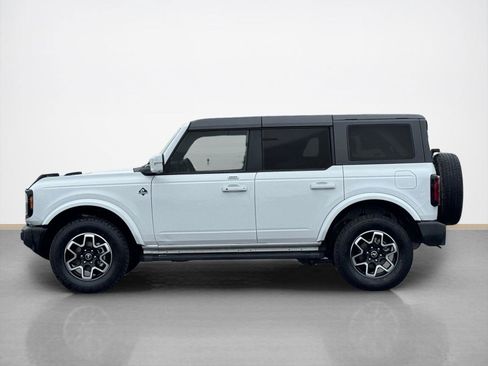 Used 2023 Ford Bronco Outer Banks AWD/4WD image 4