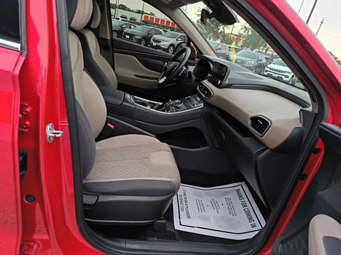 Used 2022 Hyundai Santa Fe SEL w/ Convenience Package image 18