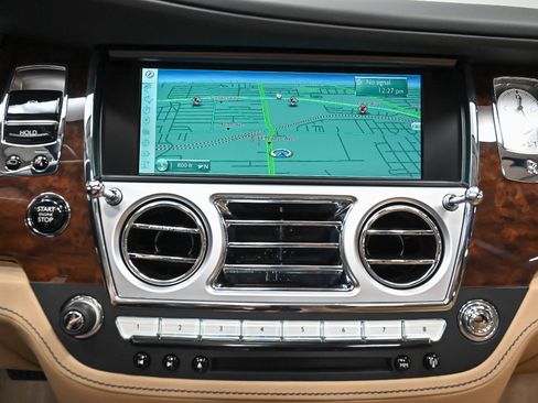 Used 2017 Rolls-Royce Ghost image 41