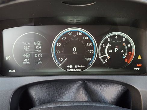 Used 2018 Jaguar F-PACE Prestige image 15