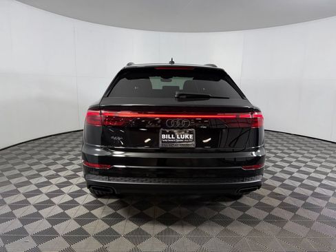 Used 2025 Audi Q8 Premium w/ Black Optic Package AWD/4WD image 9