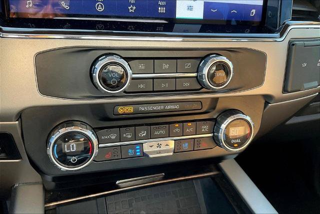 Certified 2022 Ford F250 Lariat w/ Lariat Ultimate Package AWD/4WD image 16