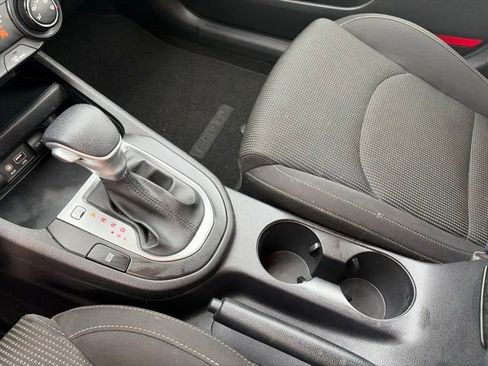 Used 2021 Kia Forte LXS FWD image 24