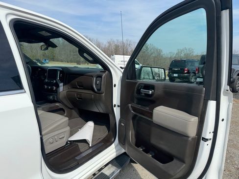 Used 2020 GMC Sierra 1500 SLT w/ SLT Premium Package image 14