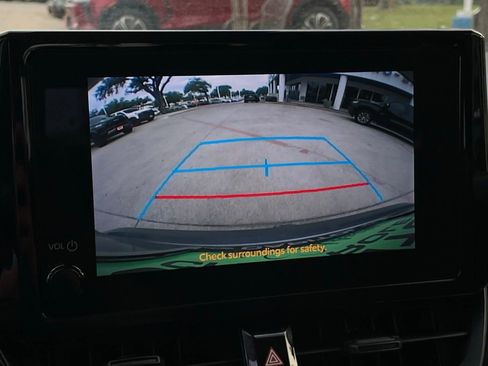 Used 2024 Toyota Corolla LE FWD image 17
