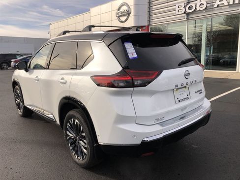 New 2026 Nissan Rogue Platinum w/ Platinum Premium Package image 12