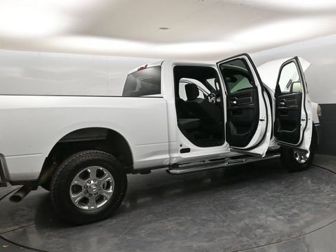 Used 2024 RAM 2500 Big Horn w/ Off Road Package image 33