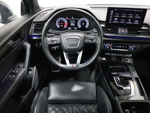 Used 2021 Audi SQ5 Prestige w/ Prestige Package AWD/4WD image 16