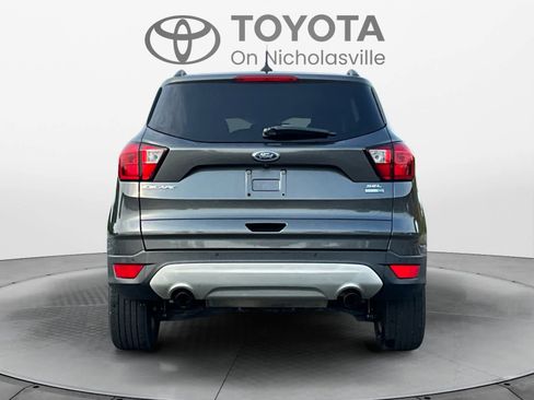 Used 2019 Ford Escape SEL AWD/4WD image 4