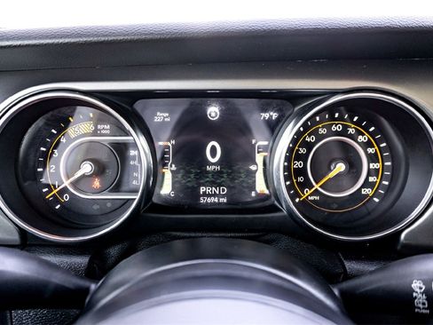 Used 2021 Jeep Wrangler Unlimited Sport image 22