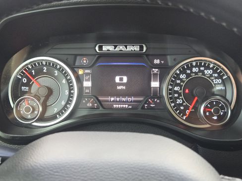 Used 2020 RAM 1500 Laramie image 19