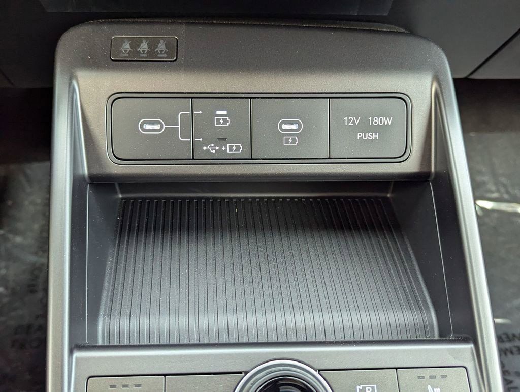 New 2025 Hyundai Kona SEL FWD image 25