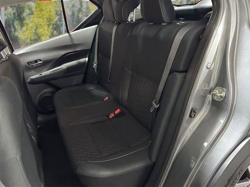 Used 2021 Nissan Kicks SV image 14