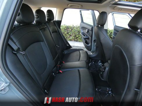 Used 2017 MINI Cooper Clubman FWD image 35