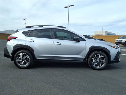 Used 2025 Subaru Crosstrek 2.0i Premium w/ Convenience Package #2 image 8
