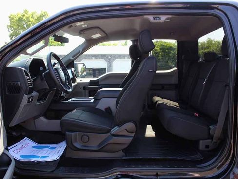 Used 2017 Ford F150 XL w/ Equipment Group 101A Mid AWD/4WD image 10