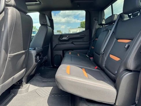 Used 2024 GMC Sierra 1500 AT4 w/ AT4 Premium Package AWD/4WD image 45