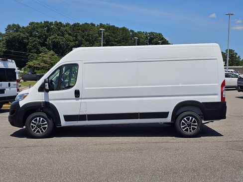 New 2025 RAM ProMaster 3500 w/ Quick Order Package 22H SLT+ FWD image 16