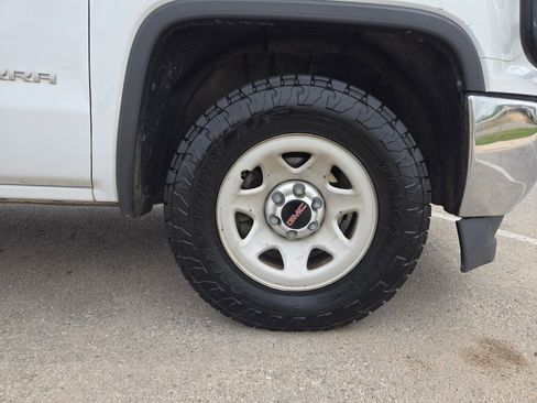 Used 2016 GMC Sierra 1500 2WD Regular Cab image 14