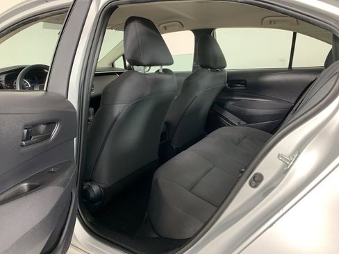 Used 2022 Toyota Corolla LE image 28