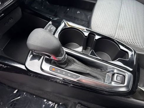 Used 2025 Chevrolet Trax LT image 26