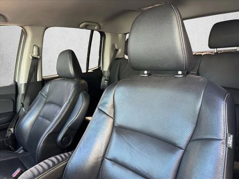 Used 2018 Honda Ridgeline RTL-T image 6