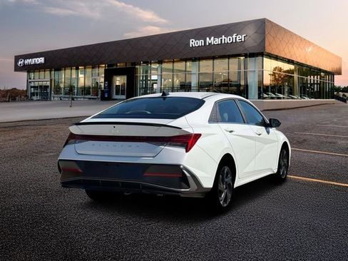 New 2026 Hyundai Elantra SEL Sport Premium FWD image 7