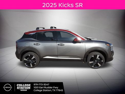 New 2025 Nissan Kicks SR image 2
