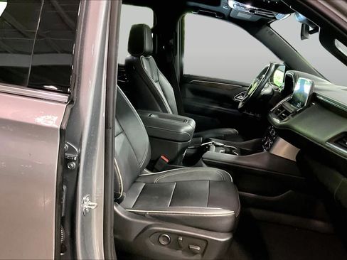Used 2023 Chevrolet Tahoe Premier AWD/4WD image 8