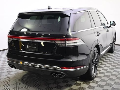 Used 2023 Lincoln Aviator Reserve w/ Equipment Group 201A AWD/4WD image 6
