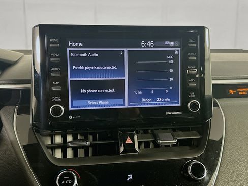 Used 2022 Toyota Corolla SE FWD image 19